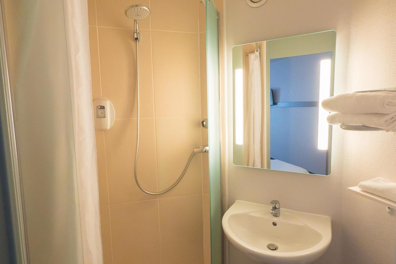 B&B Hotel Angers 2 Universite Beaucouzé Eksteriør billede