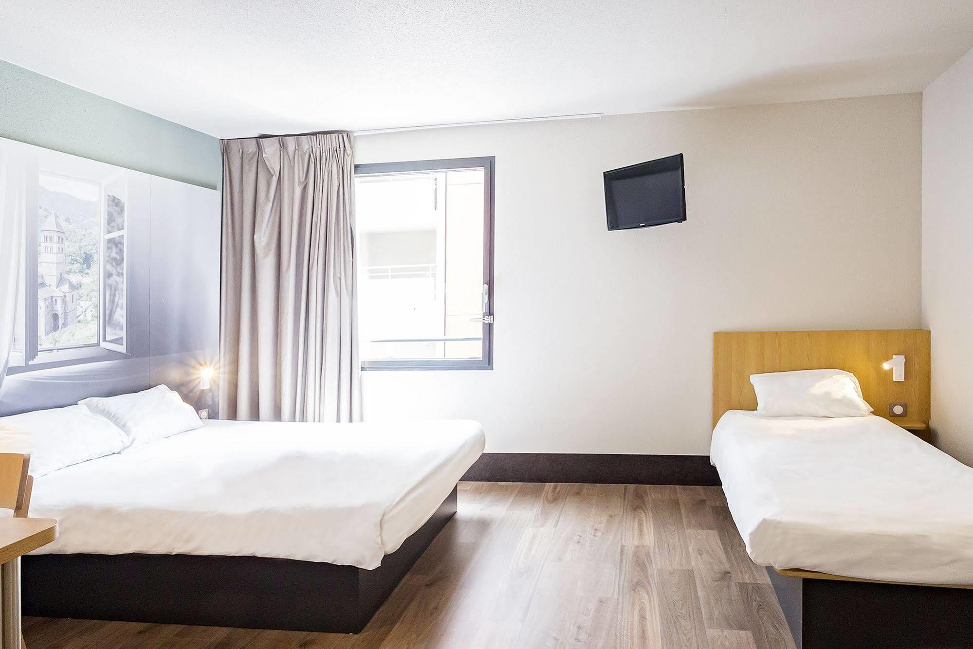 B&B Hotel Angers 2 Universite Beaucouzé Eksteriør billede